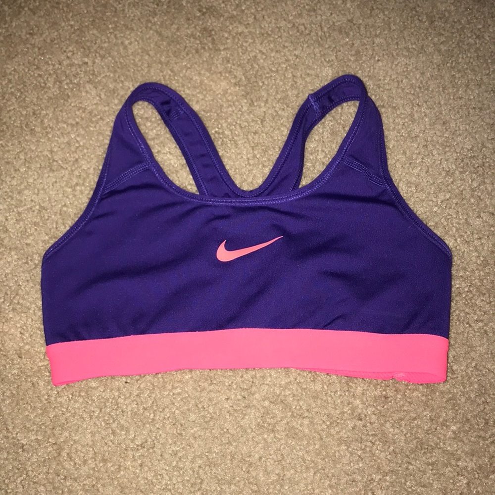 Nike sports bra